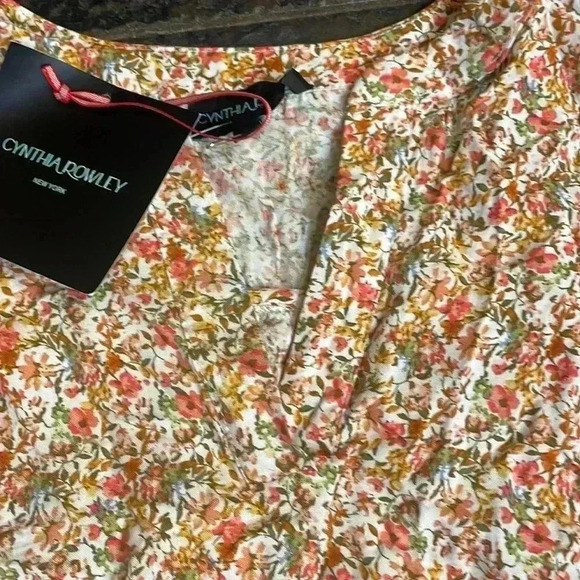 Cynthia Rowley blouse, NWT. Size Small. - Picture 3 of 5